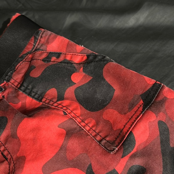 Red and Black Camo, Cargo Style Pants. Deep front pockets. Size 5-6 can fit a 7. - Picture 6 of 10